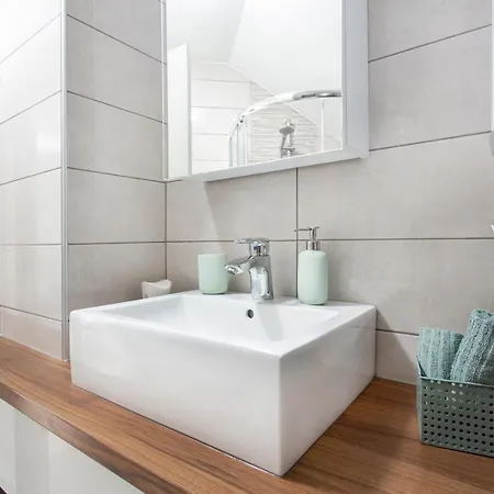 Apartman New 2019 City Centre Apt. Modern And Bright Ljubljana